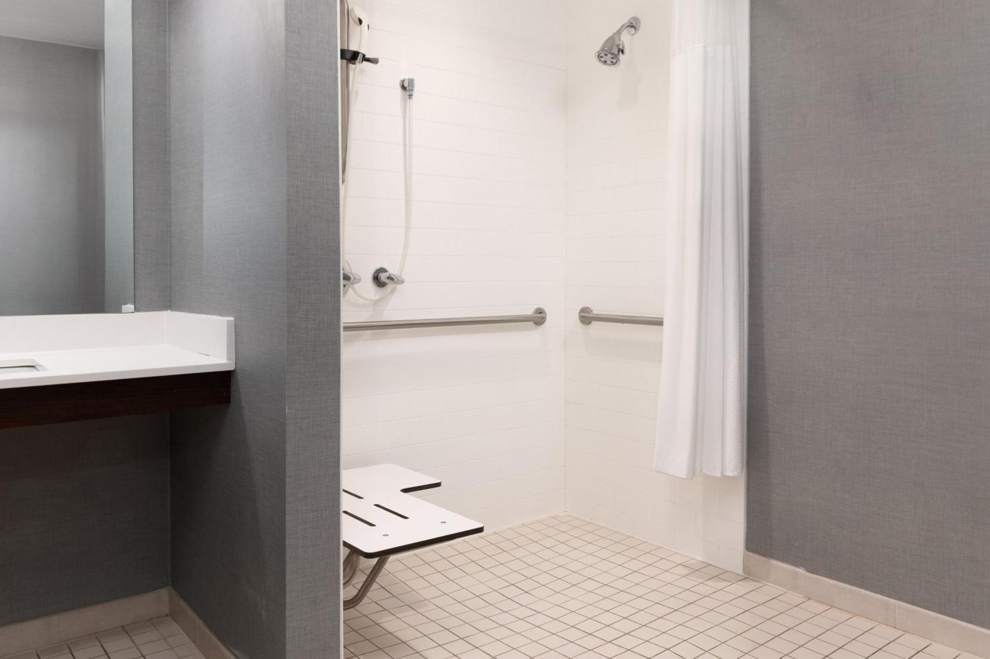 Residence Inn By Marriott Youngstown Warren/Niles Dış mekan fotoğraf